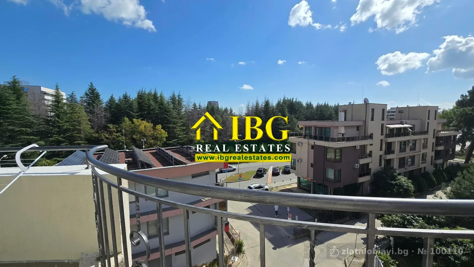 South-Facing 1-Bedroom Apartment with Park View | Avalon, Sunny Beach — снимка 3