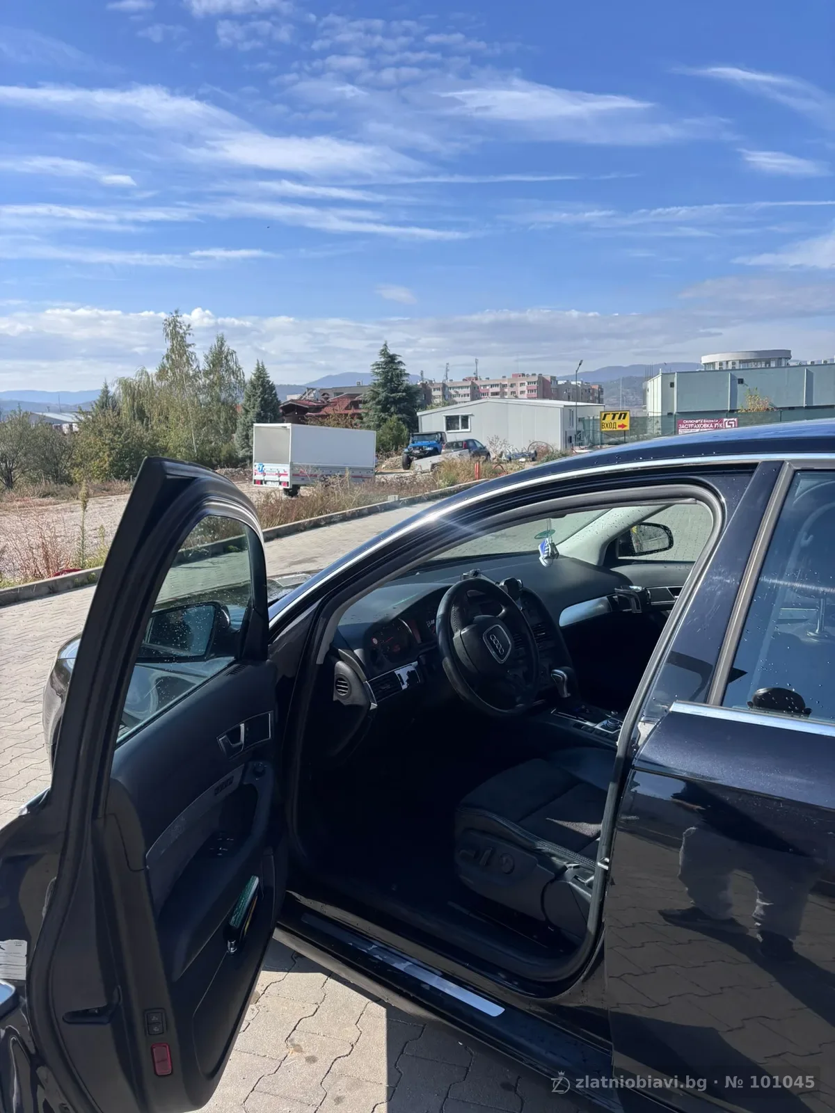 Audi а6с6TDседан, автоматик, черен цвят — снимка 3