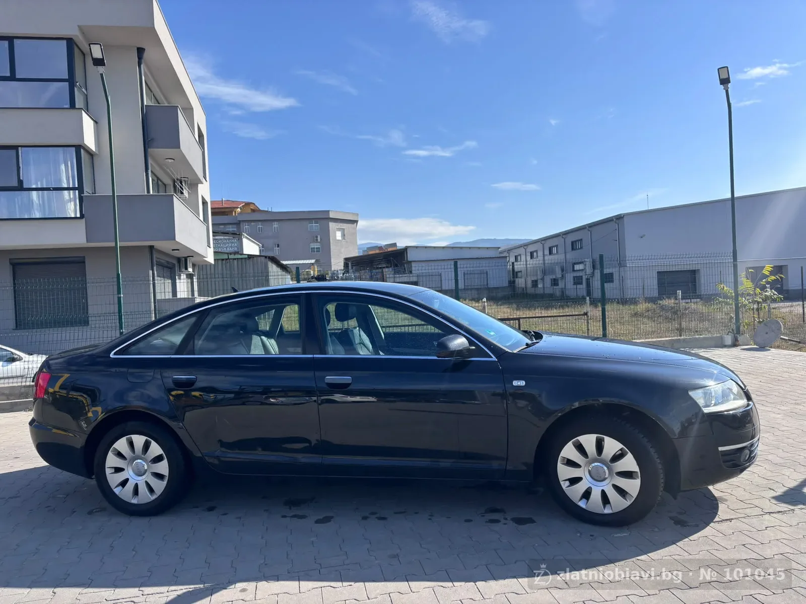 Audi а6с6TDседан, автоматик, черен цвят — снимка 5